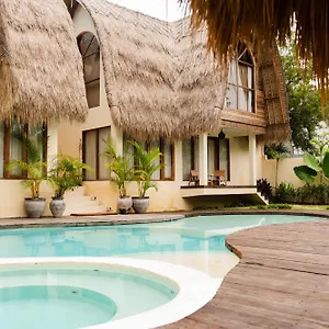 Lulu's Hotel Uluwatu (Bali)